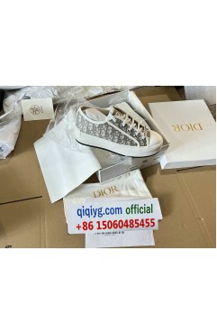 qiqiyg.com saint laurent ysl opyum 110 patent leather sandals black f09f91a0 step into high octane luxury with the iconic logo heel