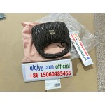 qiqiyg.com off white out of office ooo low top sneaker blackwhite leather with arrow logo 2026 streetwear luxury deconstructed fashion icon