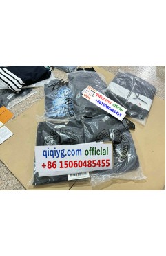 qiqiyg.com goyard saint louis gm black goyardine canvas tote 2026 quiet luxury everyday investment piece must have designer tote