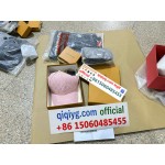 qiqiyg.com ysl shape quilted clutch beige lambskin 2026 quiet luxury statement