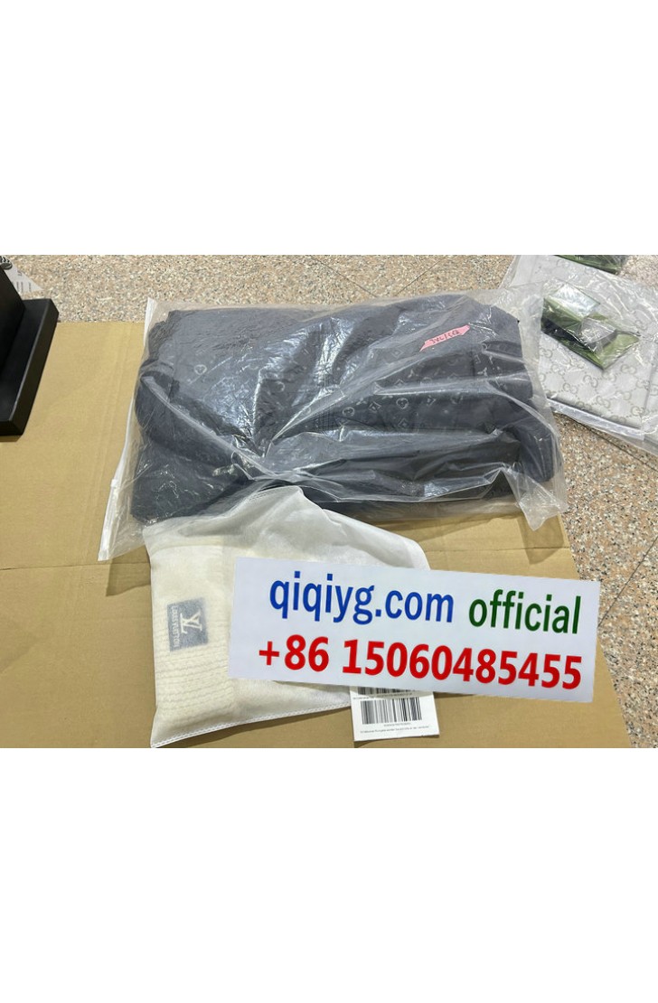 qiqiyg.com official whatsapp +8615060485455 f09f92bc global first release information wholesale fashion shoes 2026 bags clothing accessories direct factory source reliable img_9627